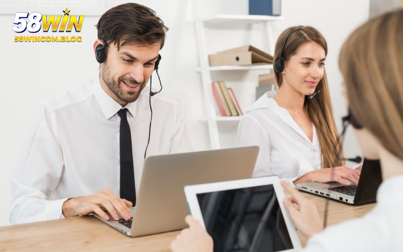 Dịch vụ hỗ trợ khách hàng của 58Win cũng nhận được nhiều lời khen ngợi
